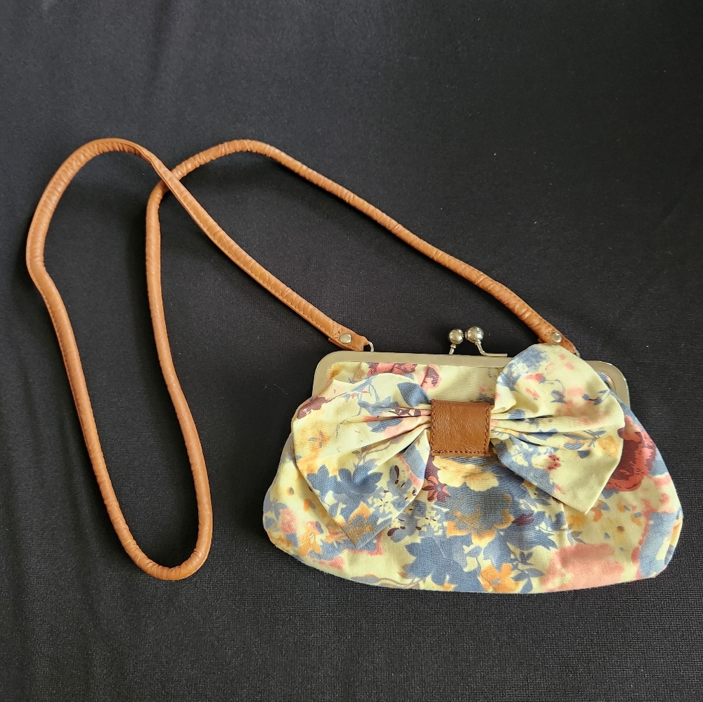 $5 Floral Mini Purse *